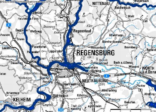 Ausschnitt der topographischen Karte, Bereich Regensburg mit Darstellung der Überschwemmungsgebiete; bei Mausklick Aufruf des Kartendienstes Überschwemmungsgefährdete Gebiete in Bayern; bei Mausklick Aufruf des Kartendienstes Überschwemmungsgefährdete Gebiete in Bayern